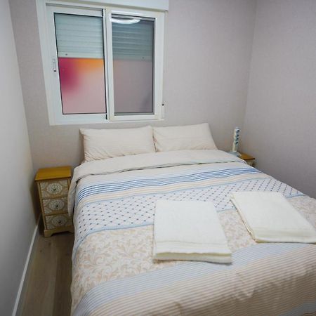 Stylish & Spacious Family Apartment Near Beach & Vibrant Historic Market Alicante Luaran gambar