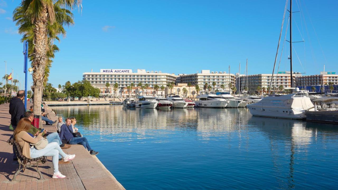 Stylish & Spacious Family Apartment Near Beach & Vibrant Historic Market Alicante Luaran gambar