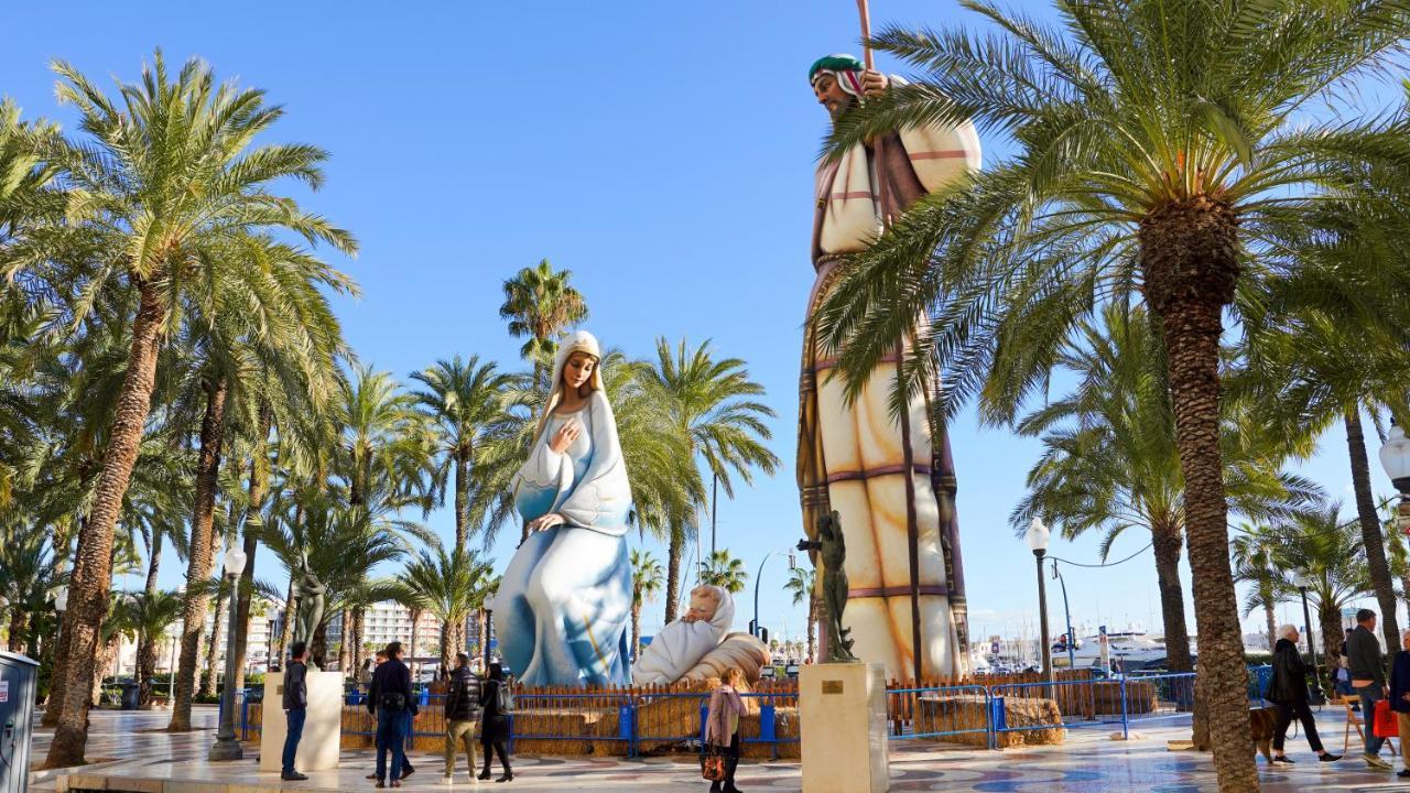 Stylish & Spacious Family Apartment Near Beach & Vibrant Historic Market Alicante Luaran gambar