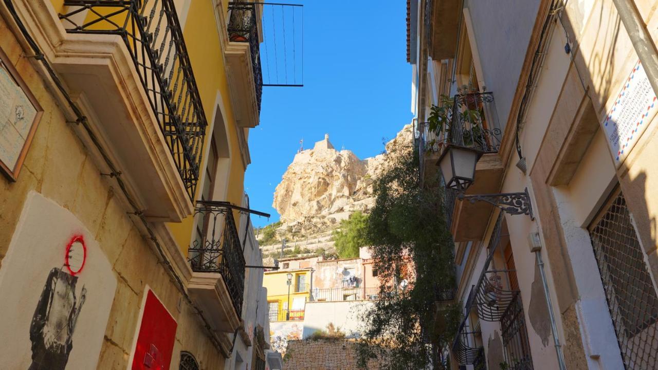 Stylish & Spacious Family Apartment Near Beach & Vibrant Historic Market Alicante Luaran gambar