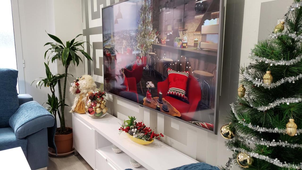 Stylish & Spacious Family Apartment Near Beach & Vibrant Historic Market Alicante Luaran gambar