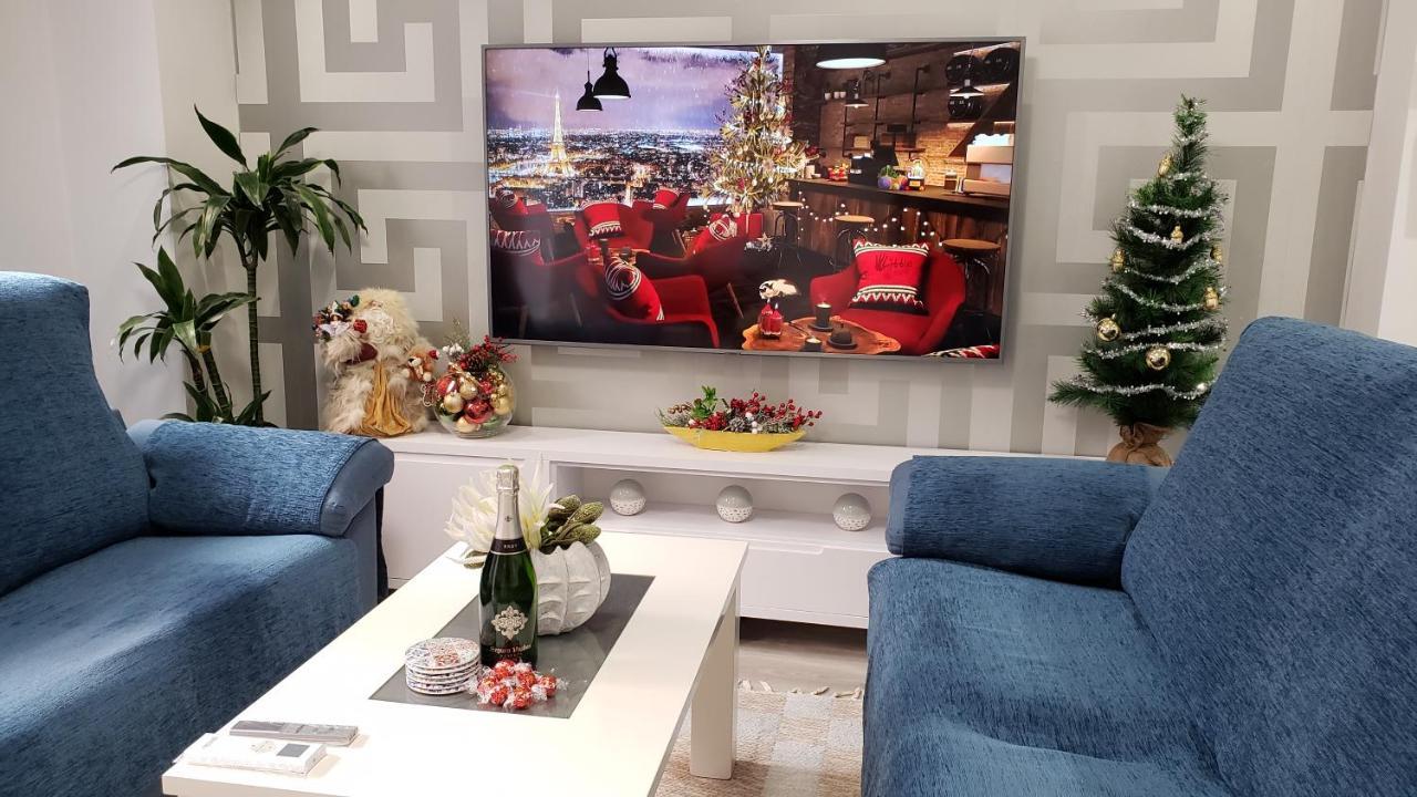 Stylish & Spacious Family Apartment Near Beach & Vibrant Historic Market Alicante Luaran gambar